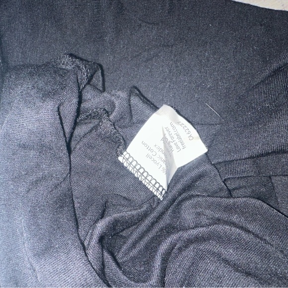 Free Label turtleneck - Picture 3 of 4